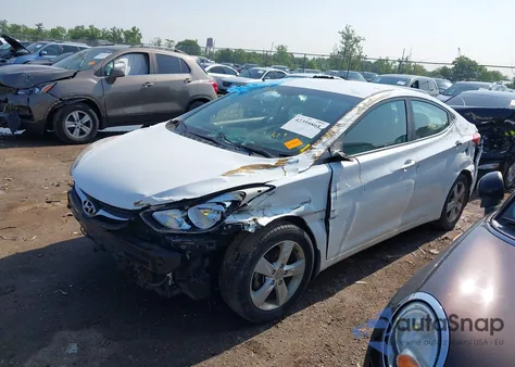2013 Hyundai Elantra Gls из США, поврежденный, VIN 5NPDH4AE6DH377775